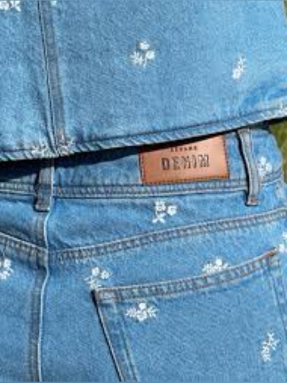 Sezane Light Blue Embroidered Wide Leg Jeans - Picture 3 of 8